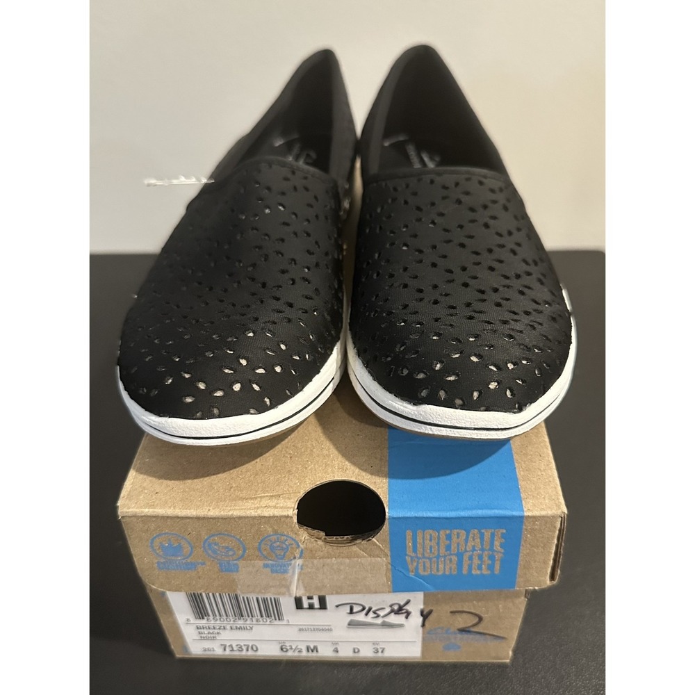 Clarks Cloudsteppers Breeze Emily Black Perforated Slip On Shoes Womens 6.5 M